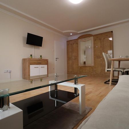 Nettes Wohnapartment Nahe Prater Vienna Esterno foto